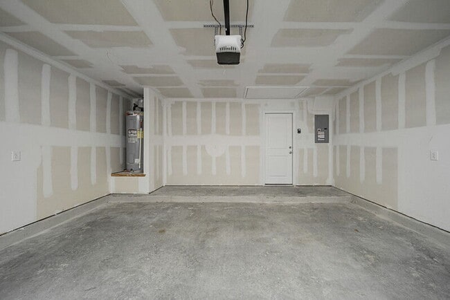 Building Photo - 1362 Kingsgate Dr