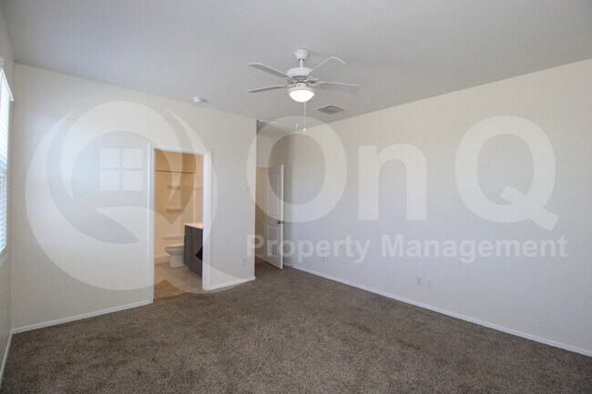 Building Photo - 1258 E Paul Dr