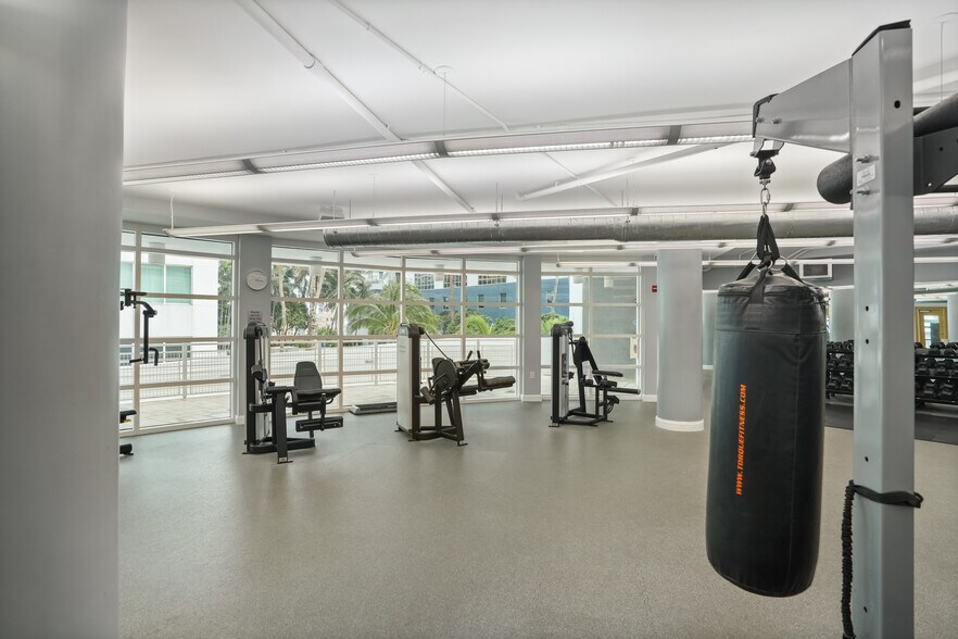 Building Photo - 244 Biscayne Blvd