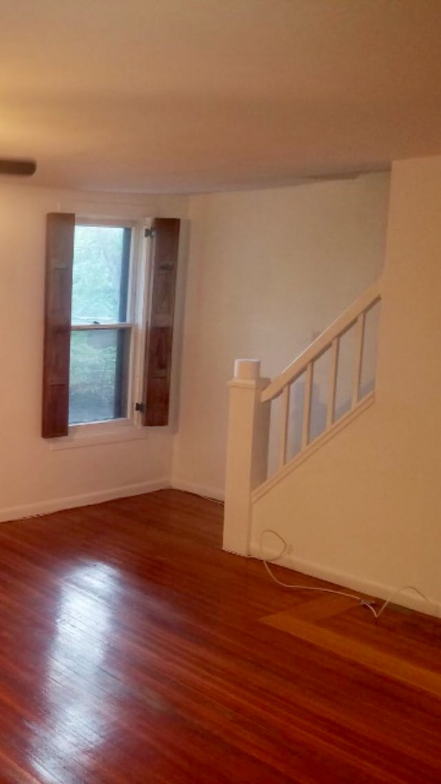 Living room - 219 Elm St