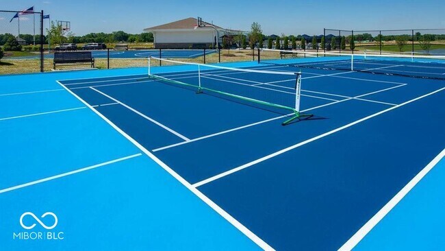 Building Photo - 6267 Wasco Dr