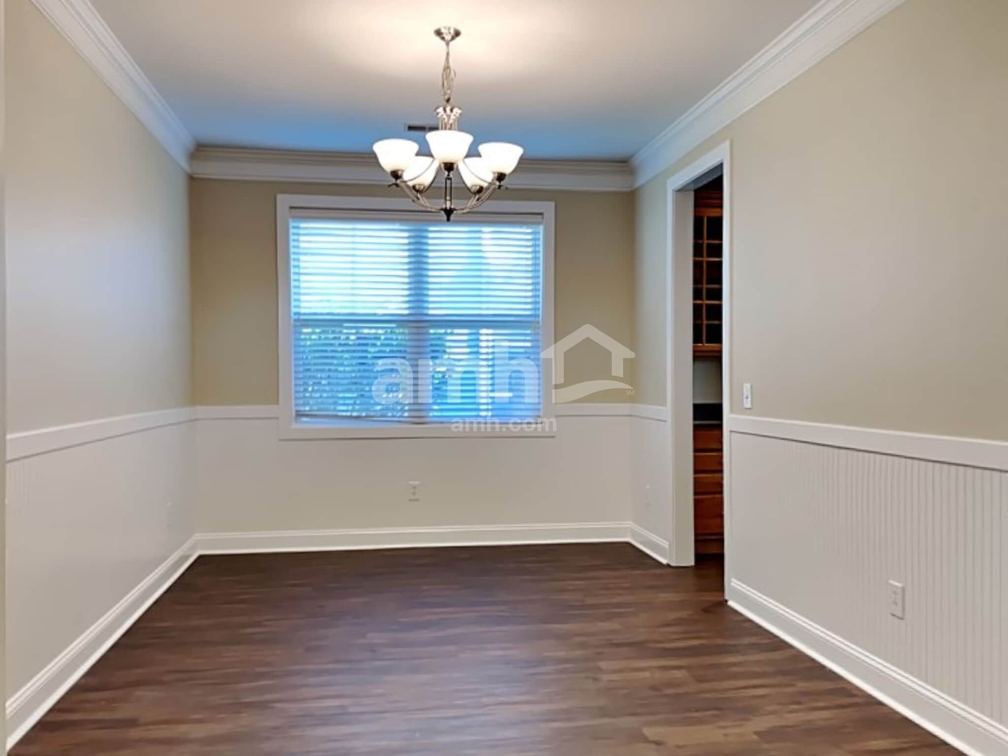 Building Photo - 1085 Moss Grove Dr