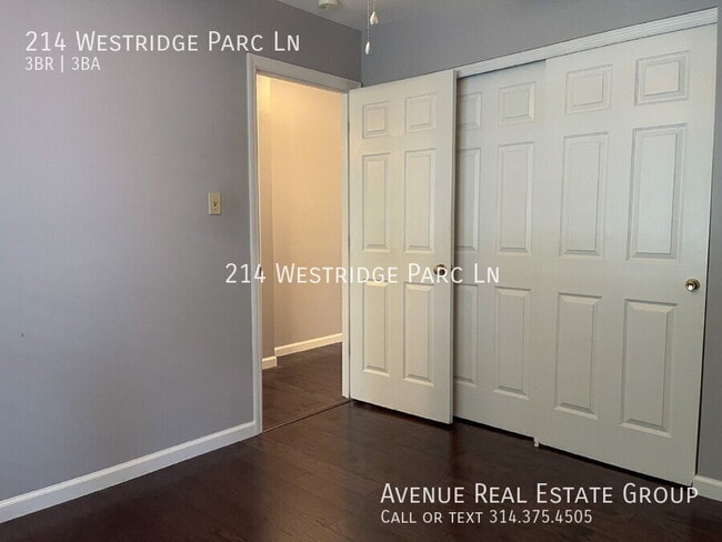 Building Photo - 214 Westridge Parc Ln