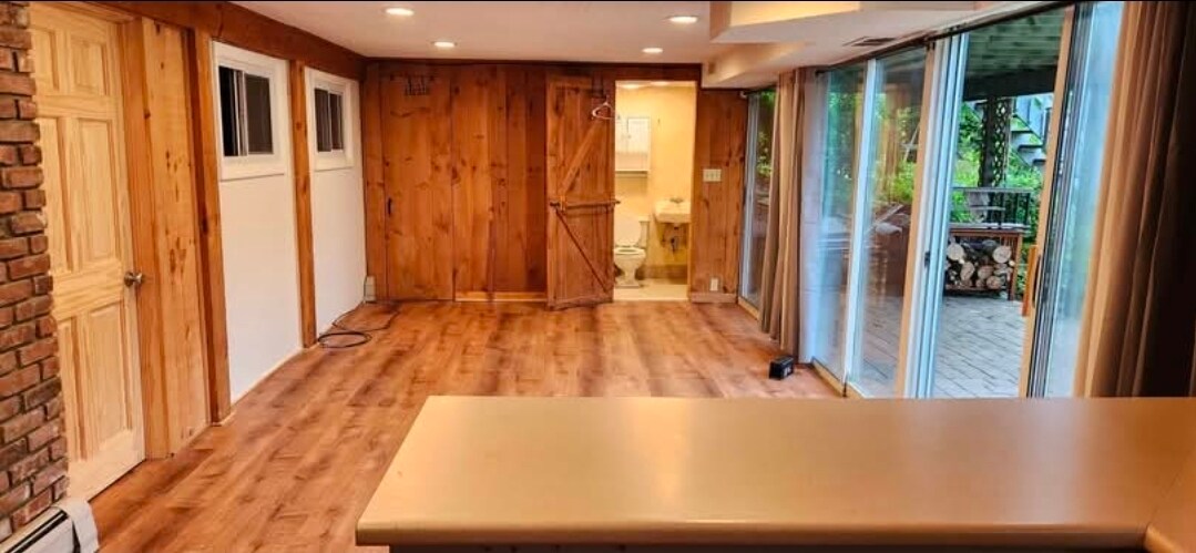 Building Photo - 84 Clapboard Ridge Rd