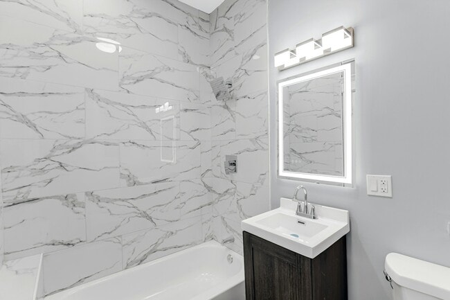 Building Photo - 5341 S Indiana Ave