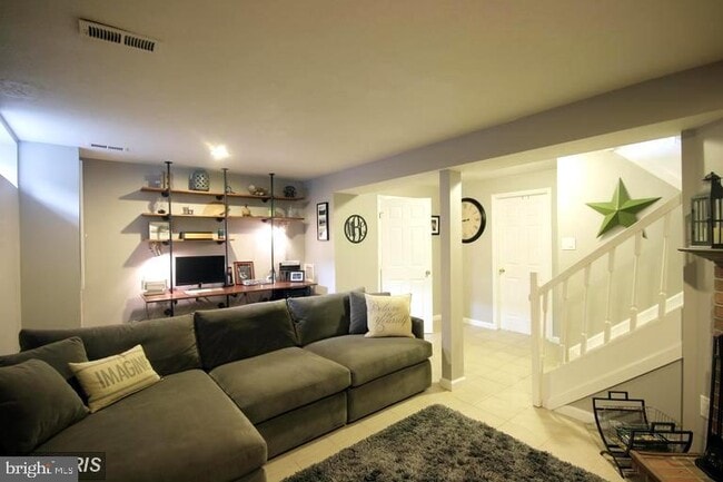 Building Photo - 7706 Havenside Terrace