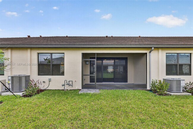 Building Photo - 13455 Starkissed Ln