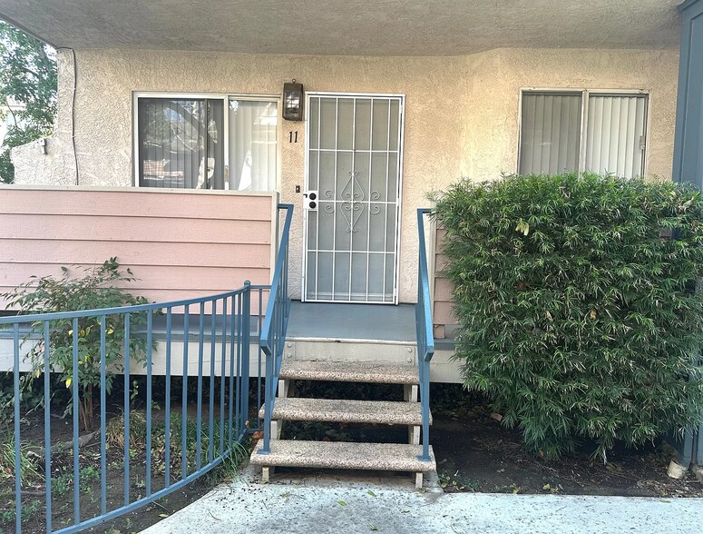 Building Photo - 13126 Bromont Ave