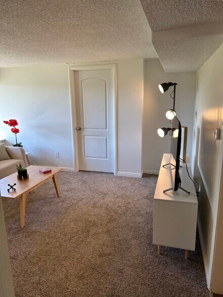 Living Room - 1766 E S Woodside Dr