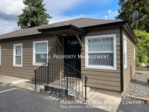 Building Photo - 781 E Street-