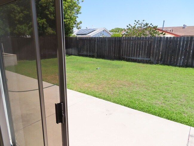 Building Photo - Nicely Updated Three Bedroom Home in Mira ...