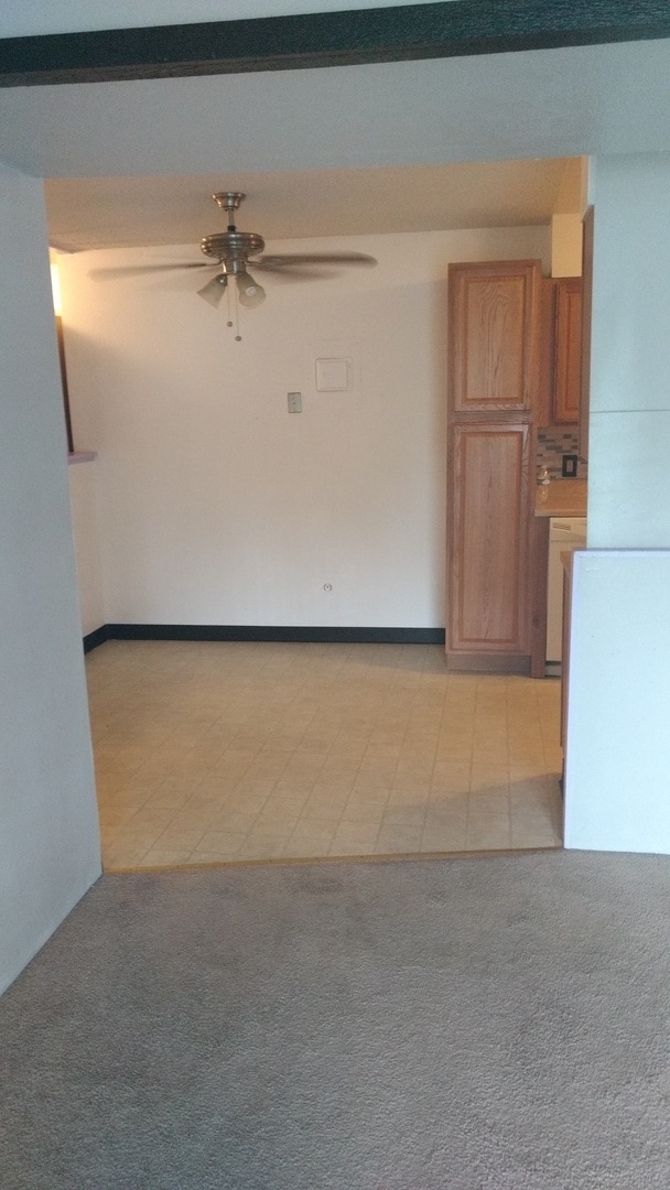 Building Photo - QUAINT 2 Bed 1 Bath Apartment in Louisville-Available Now!