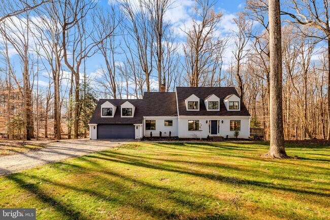 Building Photo - 9982 Blackberry Ln