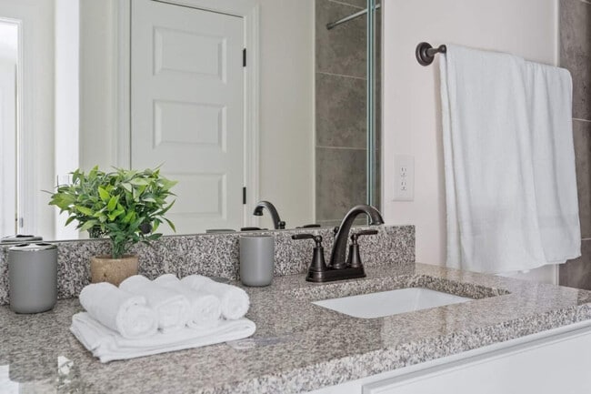 Building Photo - 3319 Old Hickory Blvd