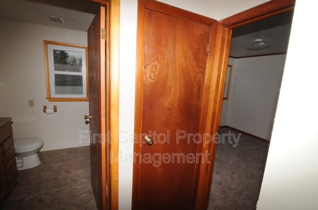 Building Photo - 47 W Hanover St