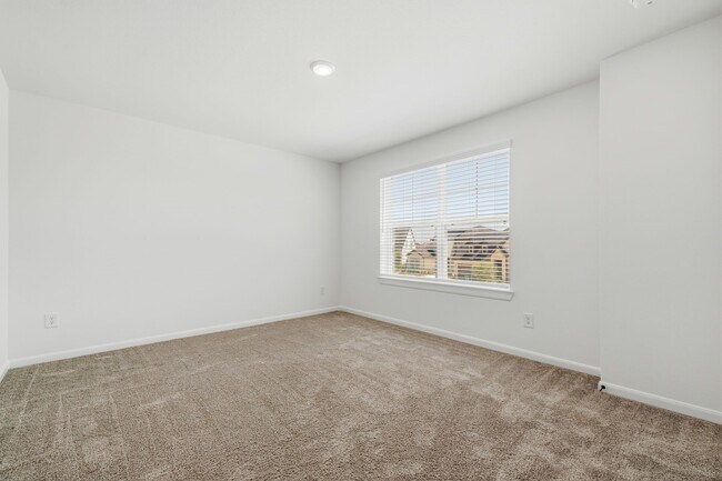 Building Photo - 17043 Luminous Ln
