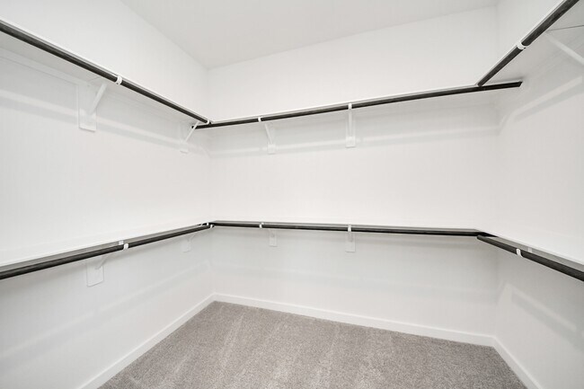 Building Photo - 3240 Loam Ln