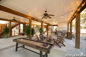 Building Photo - 912 NW Pebble Beach Dr