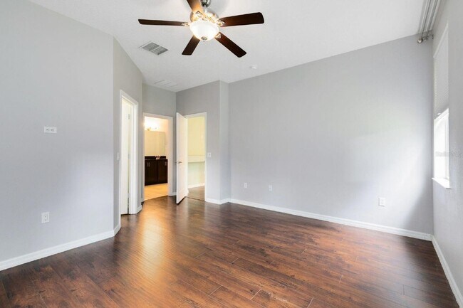 Building Photo - 12832 Oulton Cir