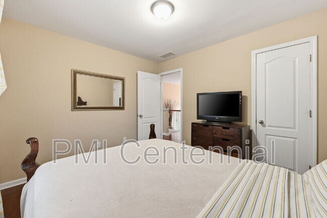 Building Photo - 1816 Jameson Cir NE