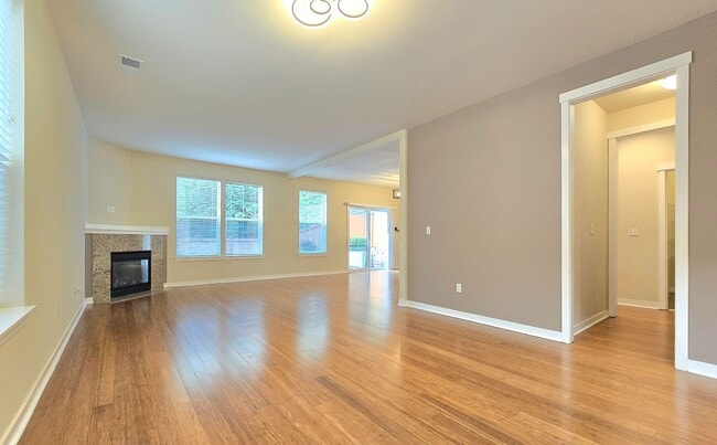 Building Photo - 4 Bedroom Home in Lake Stevens Now Available!