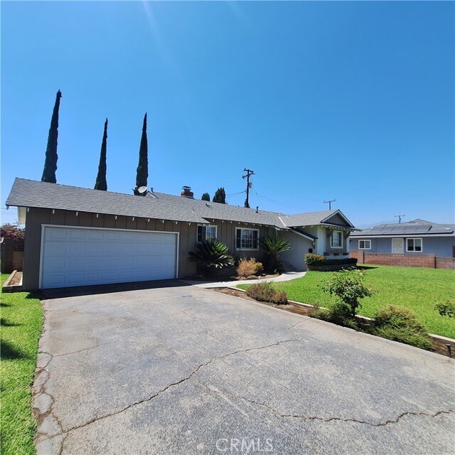 Building Photo - 707 N Conlon Ave