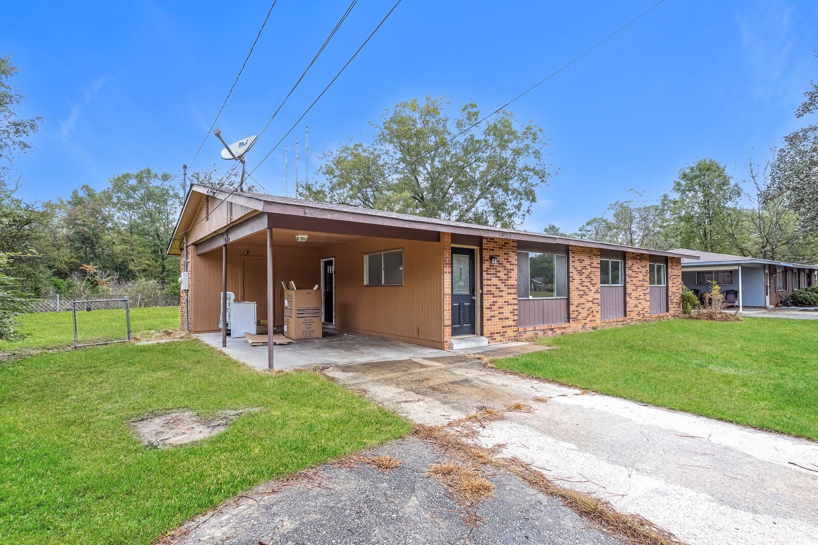 Building Photo - 1033 Quincy Dr