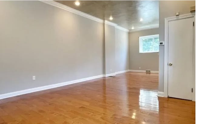 Building Photo - 413 W Porter St