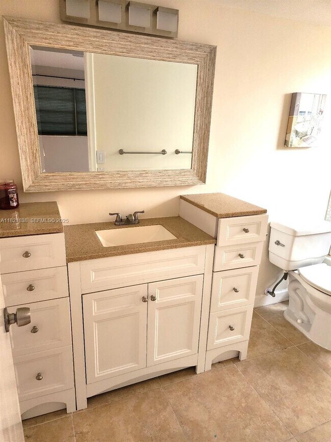 Building Photo - 22615 SW 66th Ave