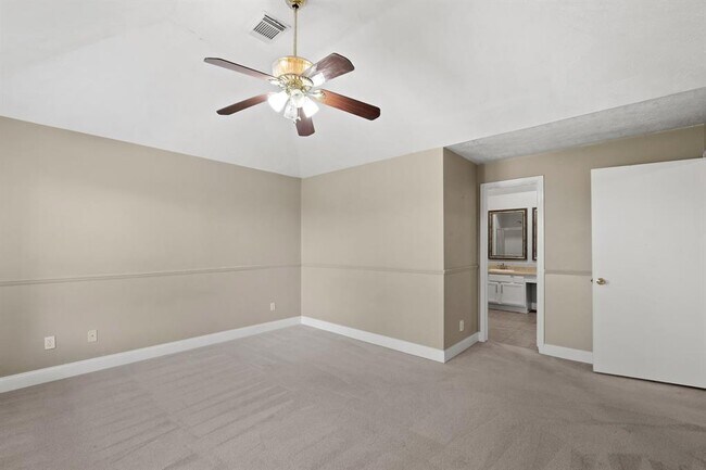 Building Photo - 16035 Capistrano Falls Dr