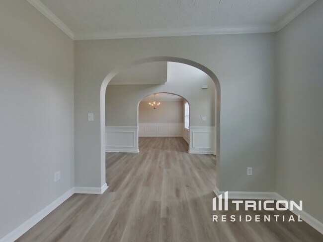 Building Photo - 1005 Ulster Ct