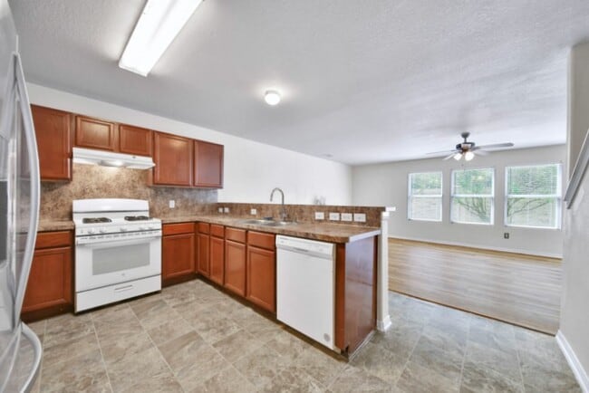 Building Photo - 18103 Dardanelles Ct