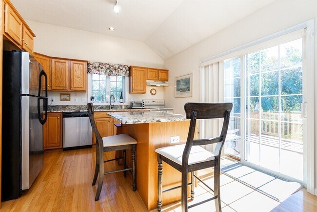 Building Photo - 37 Augusta Way