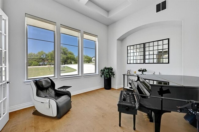Building Photo - 4809 Serene Hills Dr