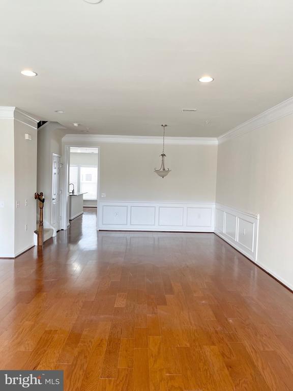 Building Photo - 2934 Finsbury Pl
