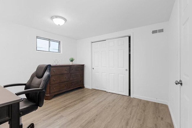 Building Photo - 6444 Wade Ave