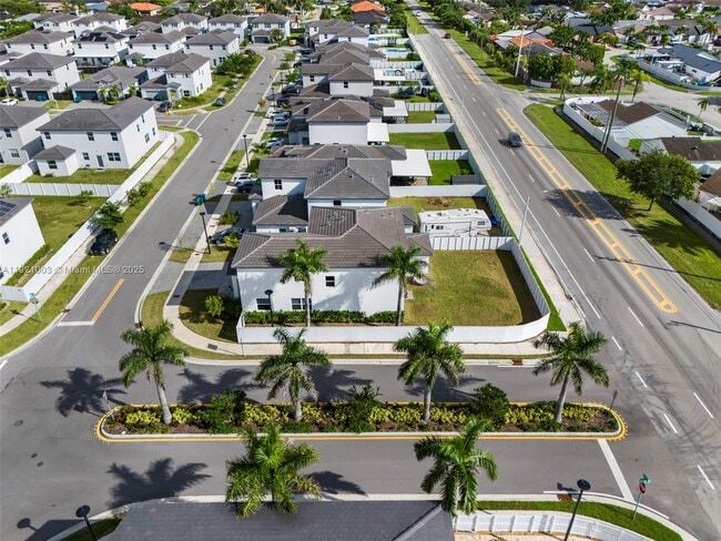 Building Photo - 21189 SW 127th Ct