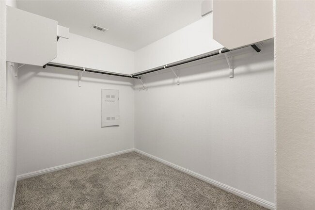 Building Photo - 201 Frederick Dr