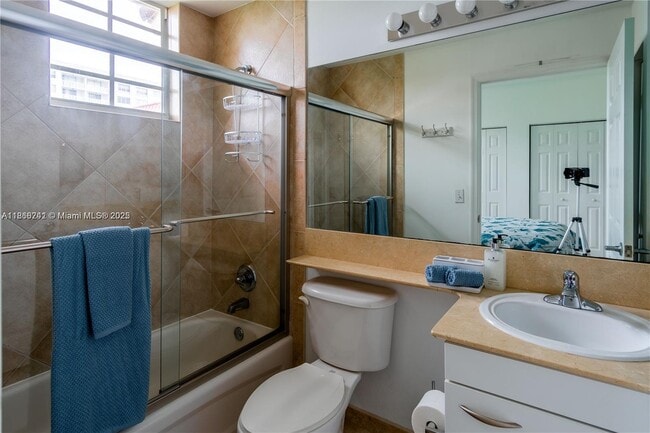 Building Photo - 2069 S Ocean Dr