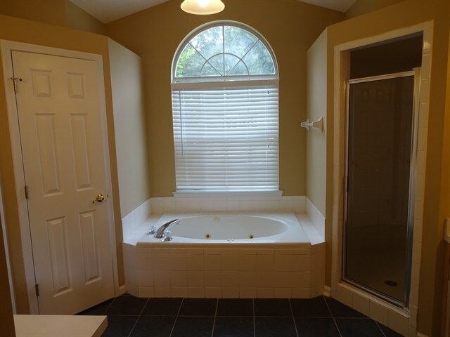 Building Photo - 2291 Osceola Forest Court