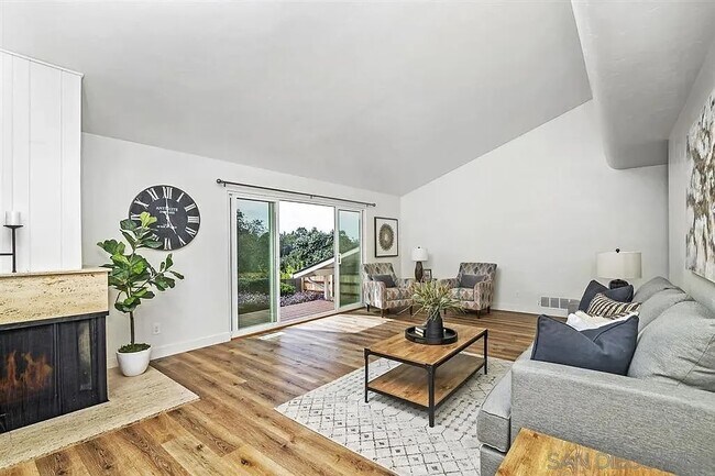 Building Photo - 5492 Drover Dr