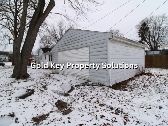 Building Photo - MUNCIE 2 BR 1 BA House with Covered Porch and Storage Building (NO SECTION 8)