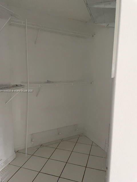 Building Photo - 9702 SW 138th Ave