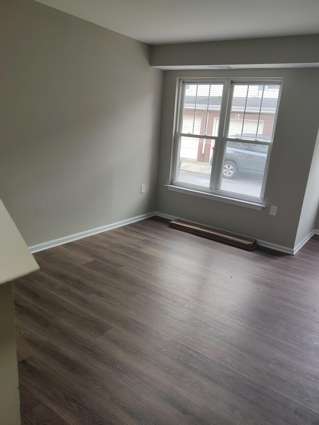 Building Photo - 2714 Titan St