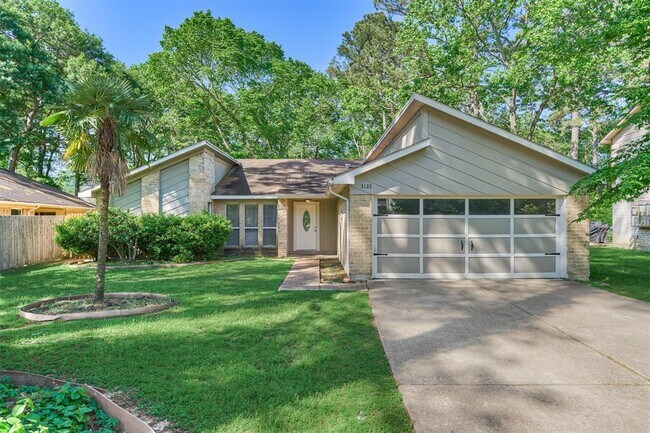 Primary Photo - 3122 Village Park Dr