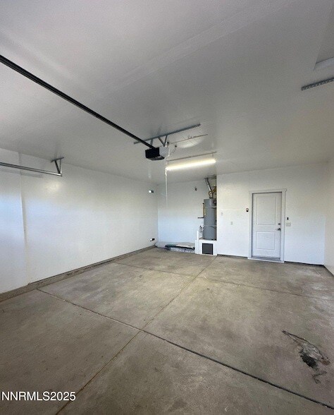 Building Photo - 1279 Par Three Dr