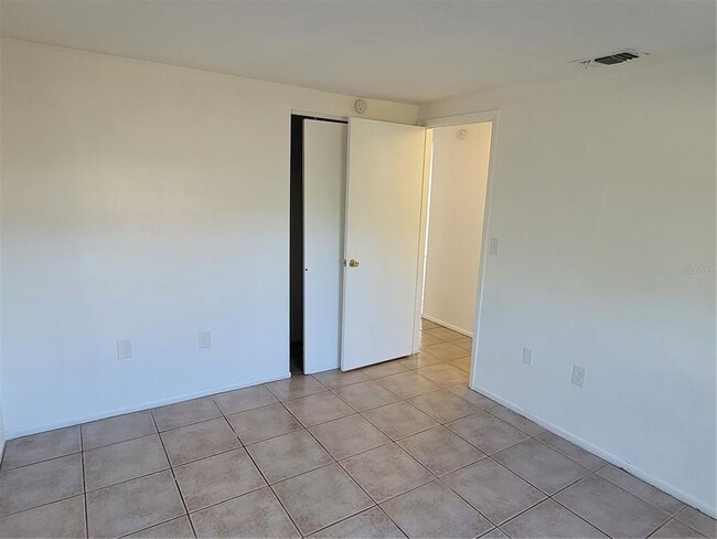 Building Photo - 12215 Van Loon Ave