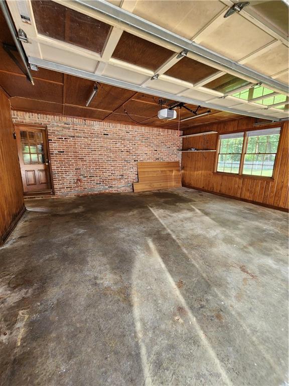 Building Photo - 2755 Beverly Hills Dr