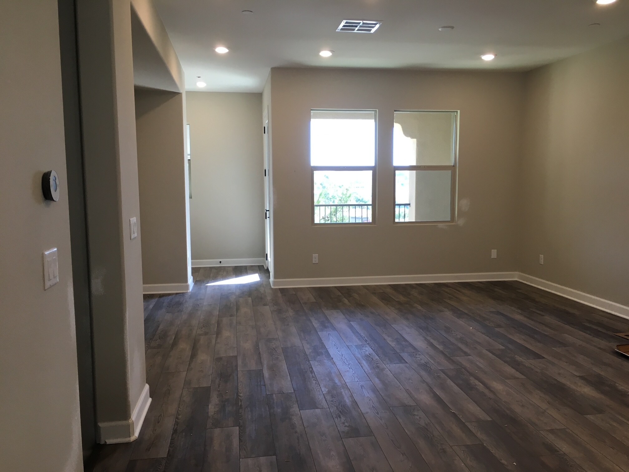Building Photo - 1572 Fortaleza Way #18