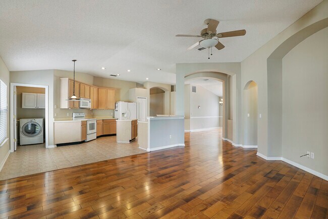 Building Photo - 236 Sterling Hill Dr